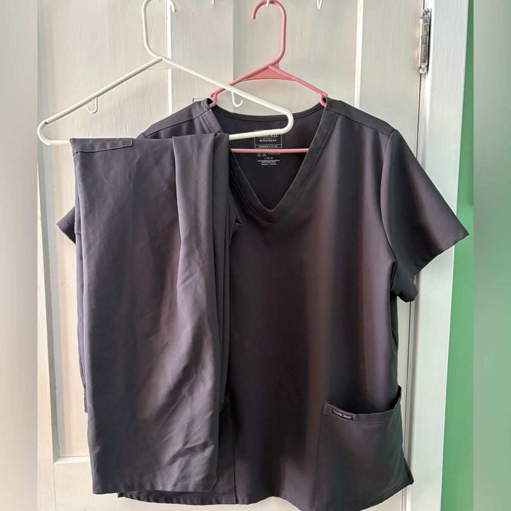 Men’s Cherokee Authentic Workwear Scrubs size Large